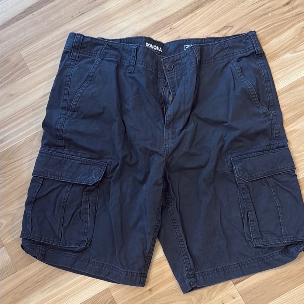 Sonoma Black Cargo Shorts with Durable Cotton Blend